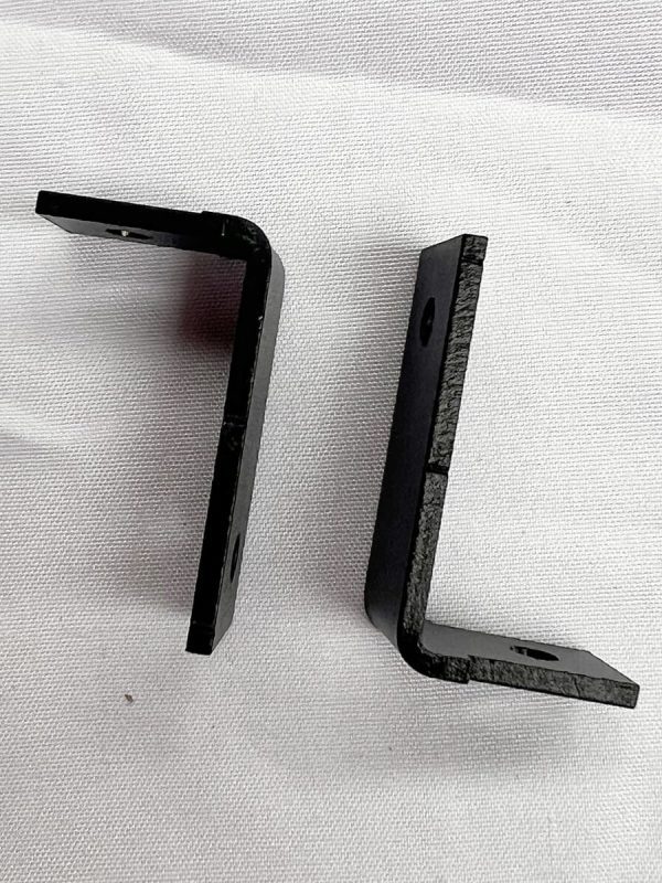 2x L Brackets & 2 Screws