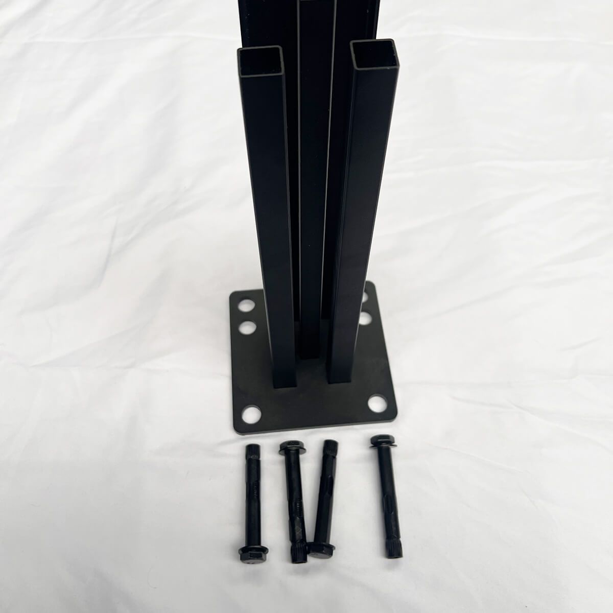 Steel Base Plate Inc Bolts & Screws